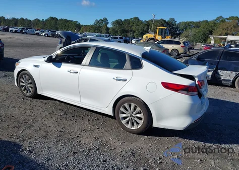 2018 Kia Optima Lx z USA, uszkodzony, nr VIN 5XXGT4L37JG265887